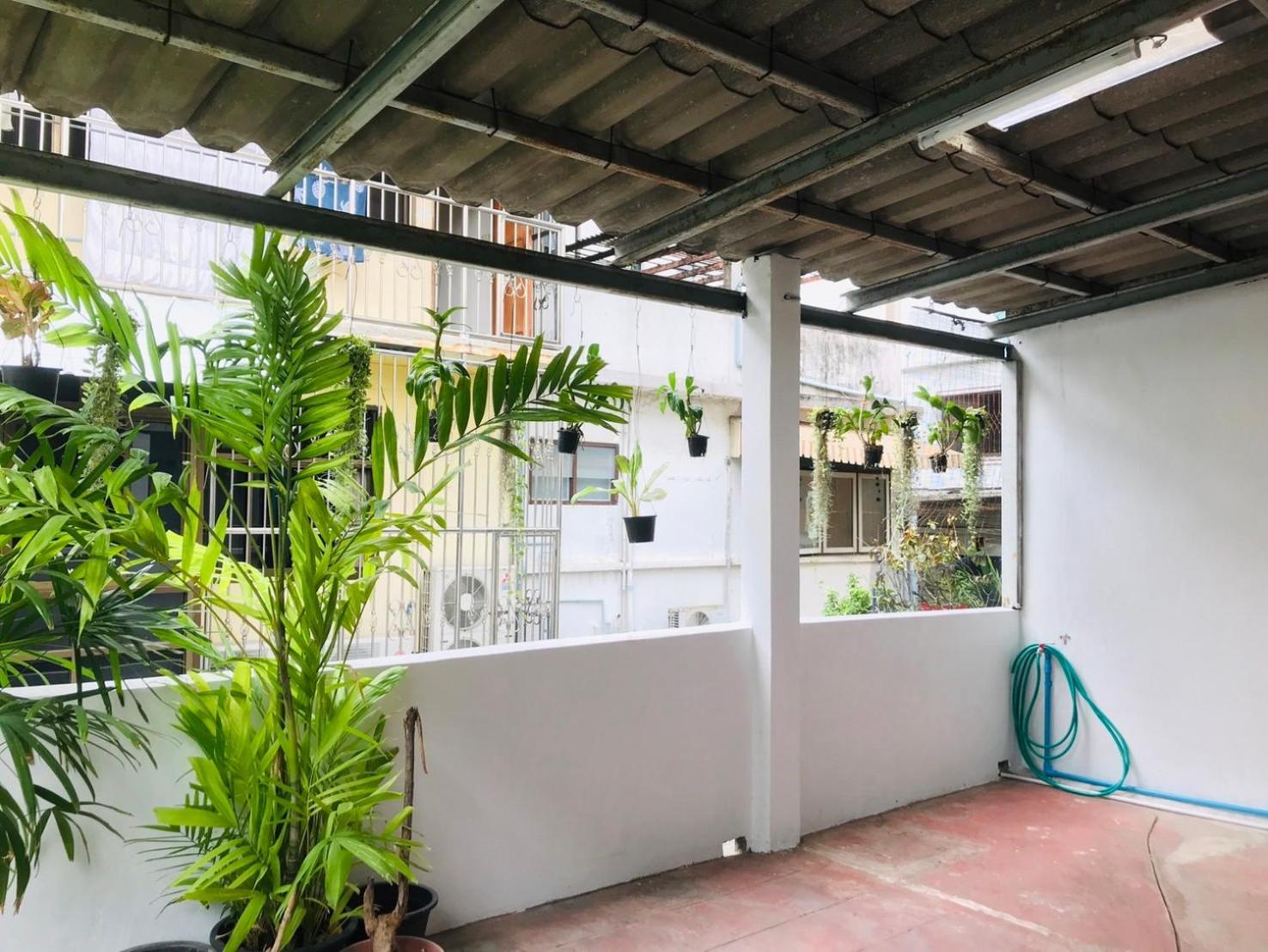 Silom Guesthouse Bangkok Extérieur photo