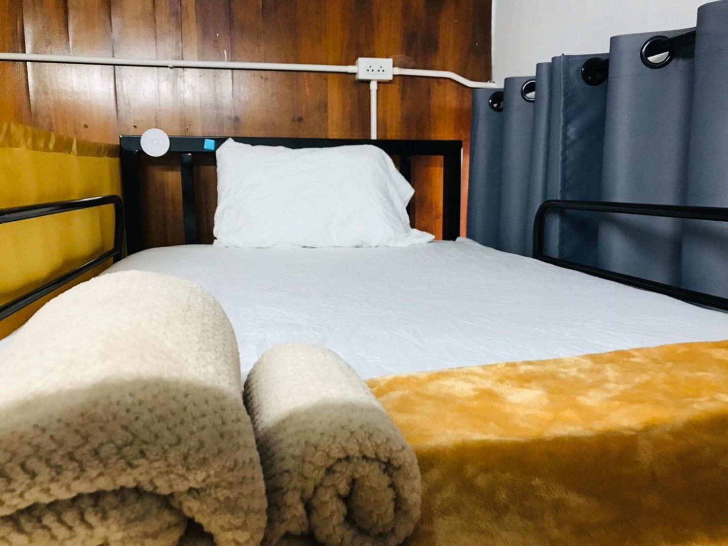 Silom Guesthouse Bangkok Extérieur photo