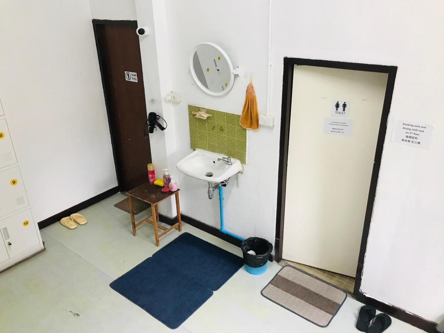 Silom Guesthouse Bangkok Extérieur photo