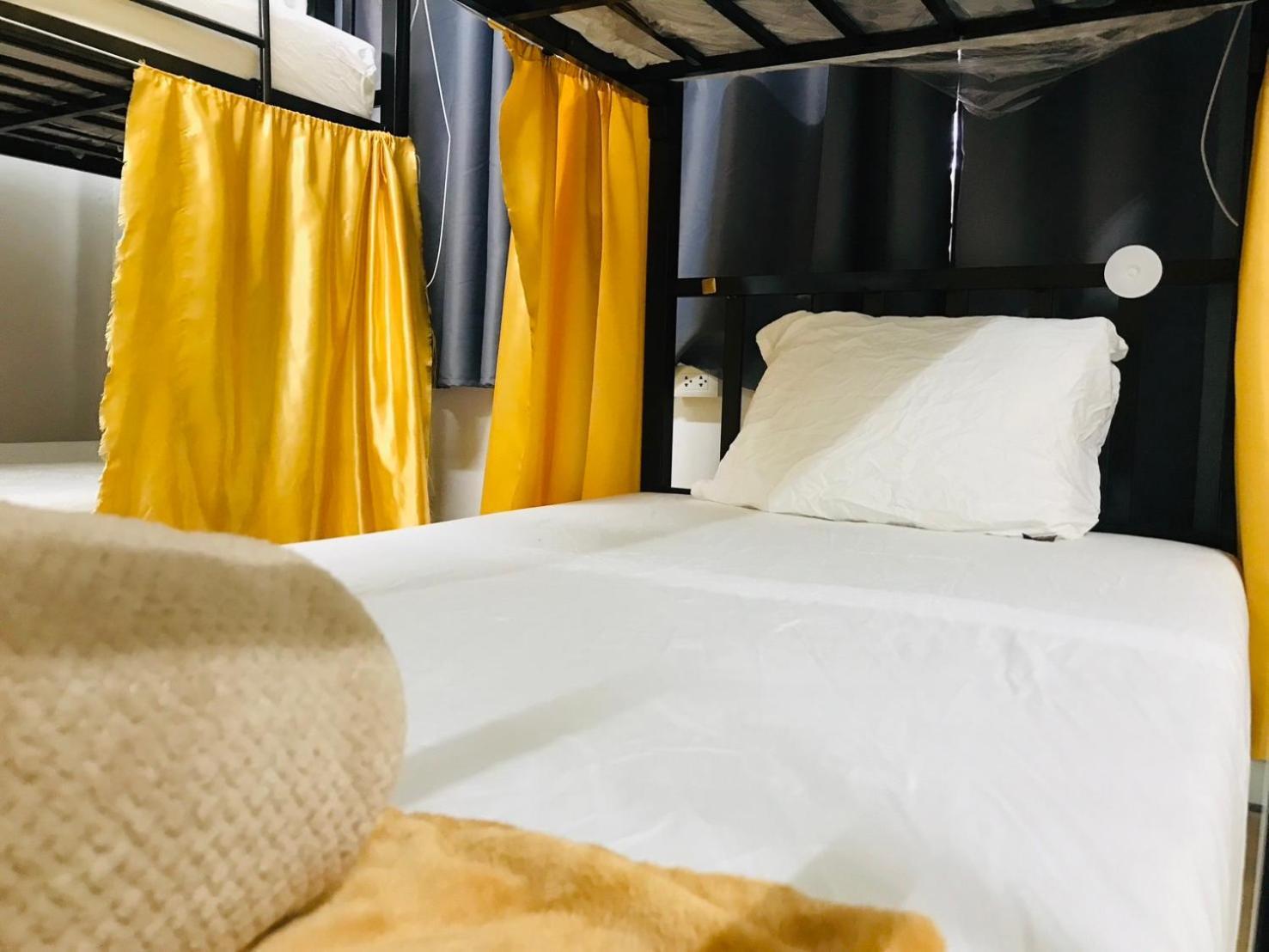 Silom Guesthouse Bangkok Extérieur photo